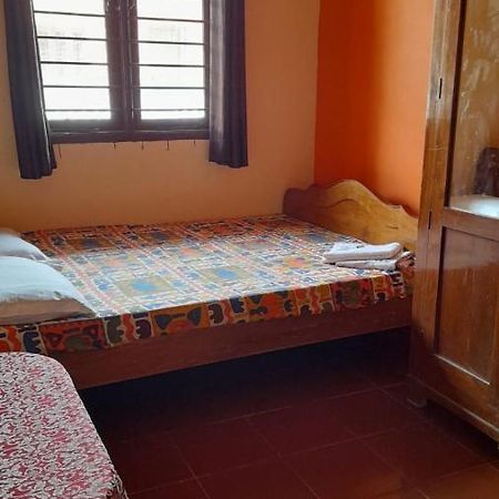 Villa Umar Homestay ปอนดิเชอรี ภายนอก รูปภาพ